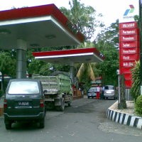 Pertamax Naik Rp 800/liter